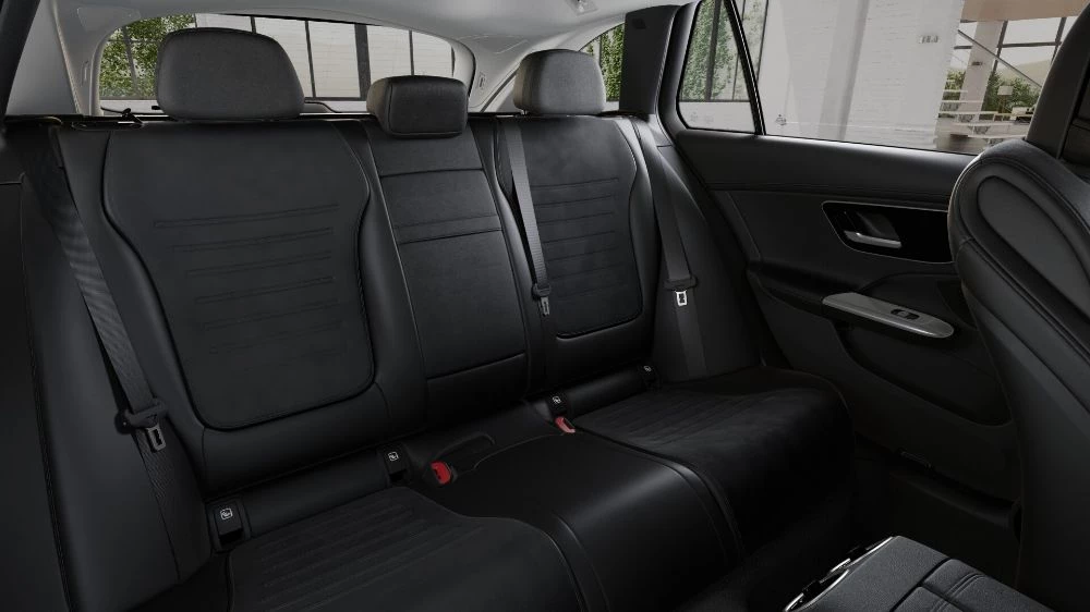 Mercedes-Benz Clase C (plazas traseras)