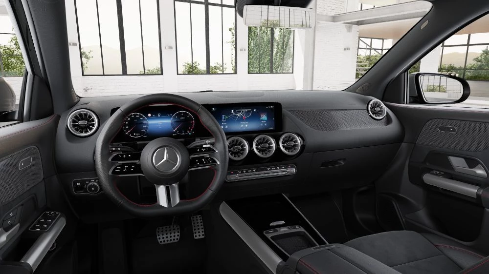 Mercedes-Benz GLA (interior)